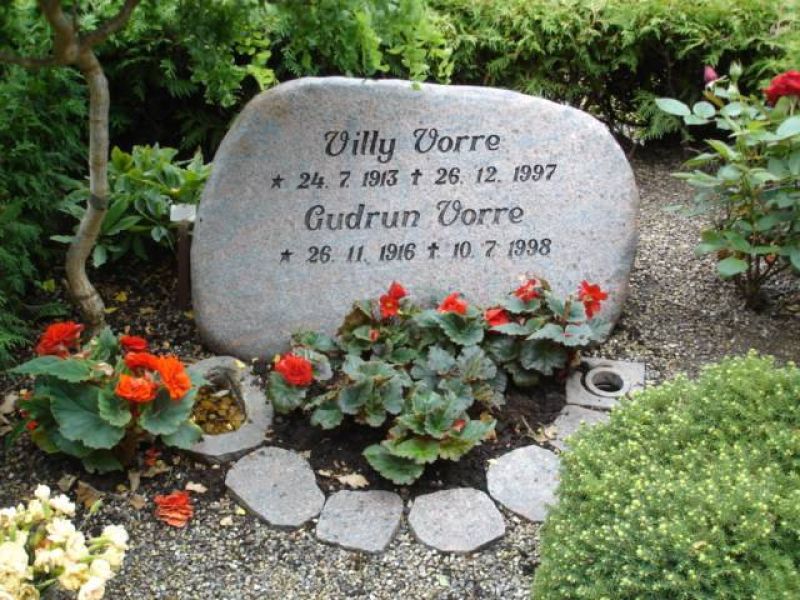 Villy Vorre.jpg